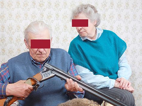 70-летний пенсионер застрелил из охотничьего ружья свою сожительницу